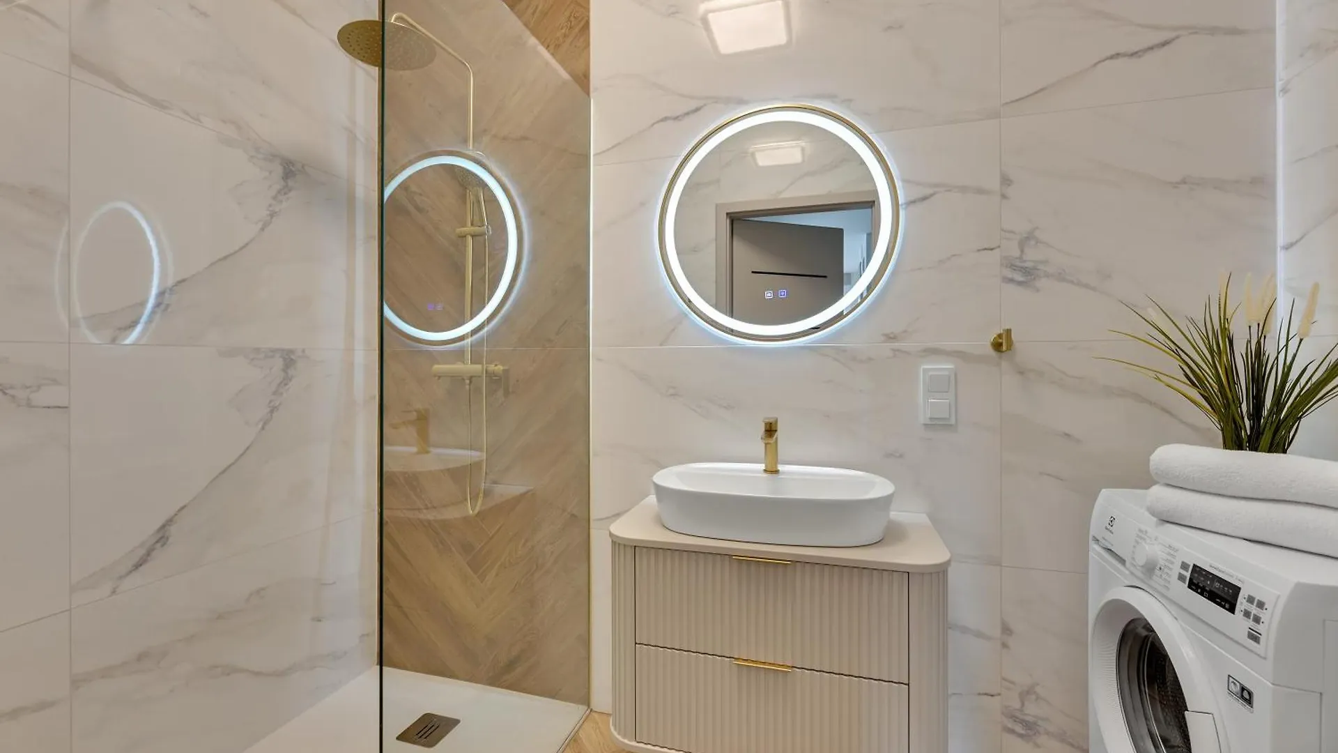 Triapart Apartments Porto Suites - Fitness & Parking Gdansk Poland